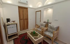 اقامتگاه سنتی عمارت شمسه آران و بیدگل - نمای اتاق 