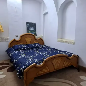اقامتگاه بومگردی دیارنون نجف آباد - اتاق 2 تخته (1 تخت 2 نفره)