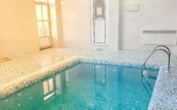 خانه مسافر خلوت آرام مینودشت - استخر 