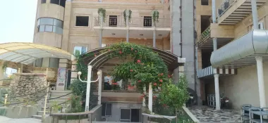 هتل پارتیان کردکوی - نمای بیرونی 