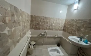 اقامتگاه بومگردی نماشان علی آباد - سرویس بهداشتی 