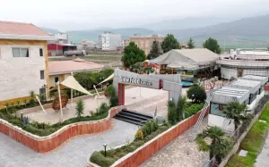 هتل کانیار علی آباد - نمای بیرونی 