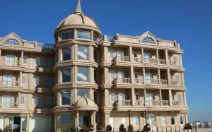 هتل ستاره بندر ترکمن - نمای بیرونی 