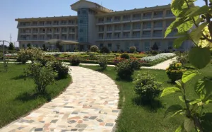 هتل مروارید صدرا بهشهر - نمای بیرونی 