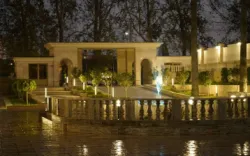 هتل برج ساعت بابلسر - نمای بیرونی 
