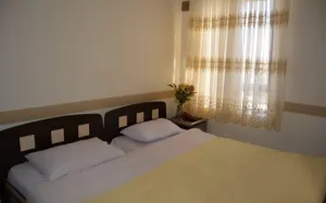 هتل دامون شهرکرد - اتاق 2 تخته (1 تخت 2 نفره)