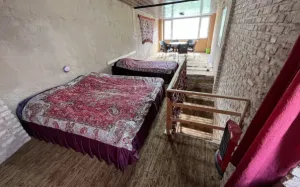 اقامتگاه بومگردی دورنا مشگین شهر - نمای اتاق 