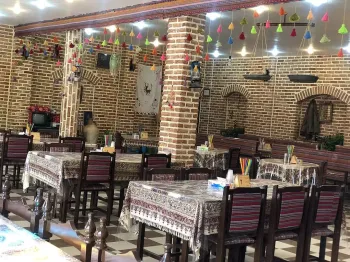 اقامتگاه سنتی بام خلخال - رستوران