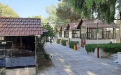 هتل استقلال زاهدان - نمای بیرونی 