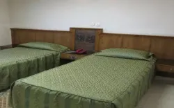 هتل جهانگردی تخت جمشید مرودشت - اتاق 2 تخته (2 تخت 1 نفره)