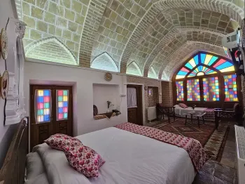 مجتمع گردشگری عمارت حاکم ساوه - نمای اتاق 