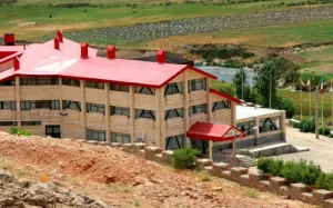 هتل کوهرنگ کوهرنگ - نمای بیرونی 