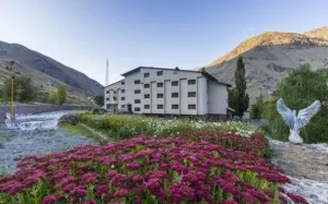 هتل گاجره دیزین - نمای بیرونی 