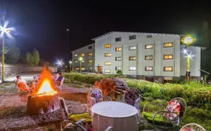 هتل گاجره دیزین - نمای بیرونی 