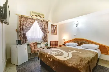 هتل جهانگردی دامغان - اتاق 2 تخته (1 تخت 2 نفره)