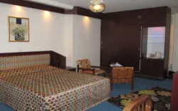 مهمانسرا جهانگردی استهبان - اتاق 2 تخته (1 تخت 2 نفره)
