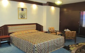 مهمانسرا جهانگردی استهبان - اتاق 2 تخته (1 تخت 2 نفره)