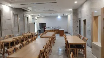 هتل نگین هشتم مشهد - رستوران