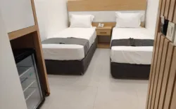 هتل نگین هشتم مشهد - اتاق 2 تخته (2 تخت 1 نفره)