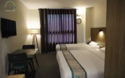 هتل کاربات اصفهان - اتاق 3 تخته (1 تخت 2 نفره 1 تخت 1 نفره)