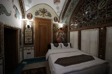 اقامتگاه سنتی شیخ لطف الله اصفهان - اتاق 2 تخته (1 تخت 2 نفره)