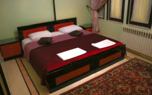 هتل آپارتمان هشت بهشت اصفهان - اتاق 2 تخته (1 تخت 2 نفره)