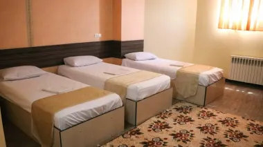 هتل صبا اصفهان - اتاق 3 تخته (3 تخت 1 نفره)