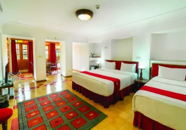 هتل کریاس اصفهان - اتاق 3 تخته (1 تخت 2 نفره 1 تخت 1 نفره)