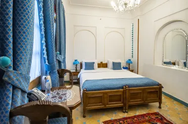 هتل قصر منشی اصفهان - اتاق 2 تخته (1 تخت 2 نفره)