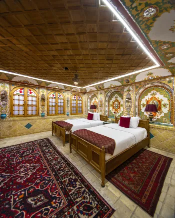 هتل قصر منشی اصفهان - اتاق 2 تخته (2 تخت 1 نفره)