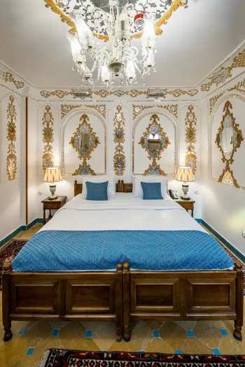 هتل قصر منشی اصفهان - اتاق 2 تخته (1 تخت 2 نفره)