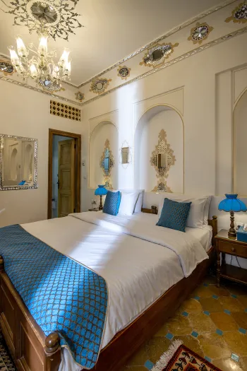 هتل قصر منشی اصفهان - اتاق 2 تخته (1 تخت 2 نفره)