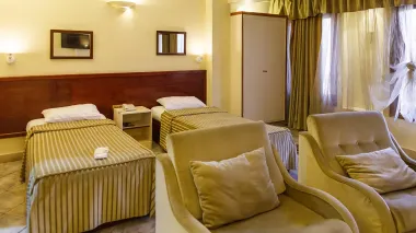 هتل آپارتمان چهل پنجره اصفهان - اتاق 2 تخته (2 تخت 1 نفره)