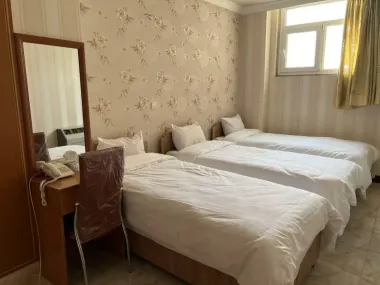 هتل آپارتمان قصر اصفهان - اتاق 3 تخته (3 تخت 1 نفره)