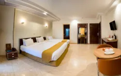 هتل پیروزی اصفهان - اتاق 3 تخته (1 تخت 2 نفره 1 تخت 1 نفره)