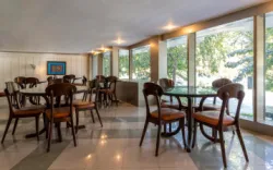 هتل پیروزی اصفهان - کافی شاپ