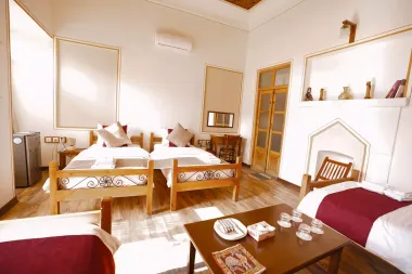 اقامتگاه سنتی میدان کوچک اصفهان - اتاق 4 تخته (4 تخت 1 نفره)