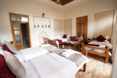 اقامتگاه سنتی میدان کوچک اصفهان - اتاق 4 تخته (4 تخت 1 نفره)