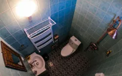 هتل بوتیک خانه معتمدی اصفهان - سرویس بهداشتی و حمام