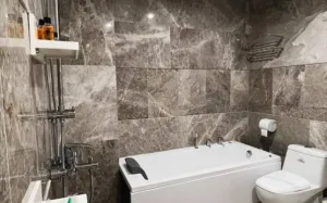 هتل قصر یازده شیراز - سرویس بهداشتی و حمام 