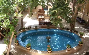 هتل داروش شیراز - نمای محوطه