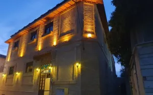 اقامتگاه سنتی بهار نارنج حافظ شیراز - نمای بیرونی