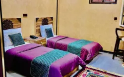 اقامتگاه سنتی بهار نارنج حافظ شیراز - اتاق 2 تخته (2 تخت 1 نفره)