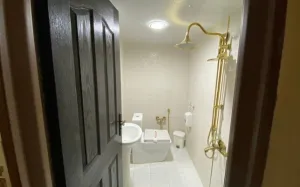 هتل ماه منیر شیراز - سرویس بهداشتی و حمام