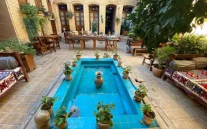 هتل ماه منیر شیراز - نمای محوطه