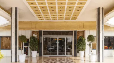 هتل پارک سعدی شیراز - نمای بیرونی 