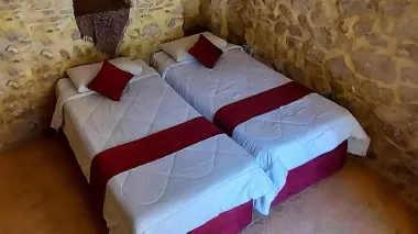 اقامتگاه سنتی فروغ مهر شیراز - اتاق 2 تخته (2 تخت 1 نفره)