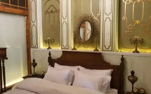 اقامتگاه بومگردی والاد شیراز - اتاق 2 تخته (1 تخت 2 نفره)