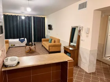 اقامتگاه سنتی درباری شیراز - نمای اتاق