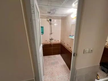 اقامتگاه سنتی درباری شیراز - حمام